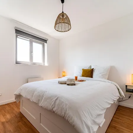 Le Saint-Jean - Hypercentre - Parking Prive - 1 A 6 Personnes - Wifi Apartamento Roubaix Exterior foto