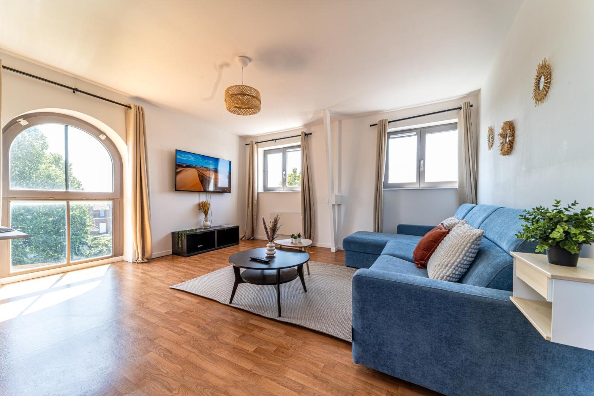 Le Saint-jean - Hypercentre - Parking Prive - 1 A 6 Personnes - Wifi Apartment *
